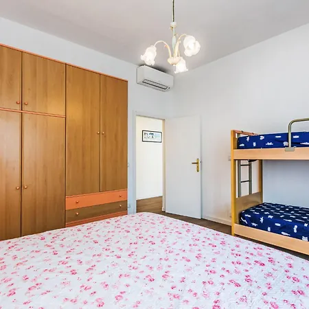 Casa Elisa By Interhome דירה צ'צ'ינה