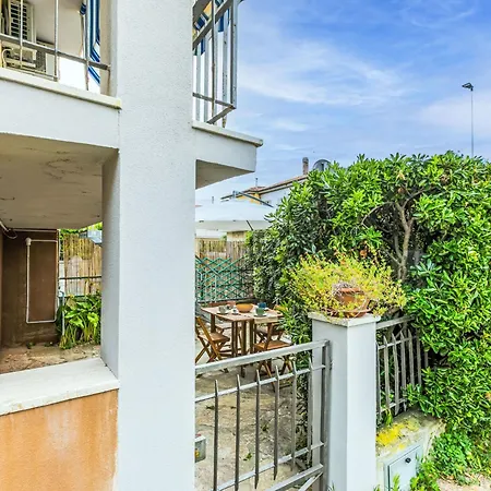 Casa Elisa By Interhome צ'צ'ינה
